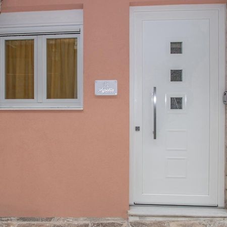 זקינטוס טאון Hypatia Suites מראה חיצוני תמונה