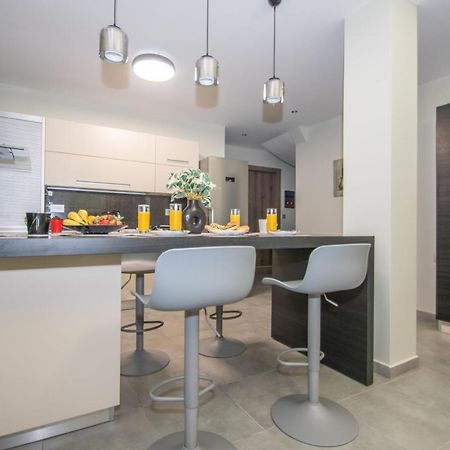 זקינטוס טאון Hypatia Suites מראה חיצוני תמונה