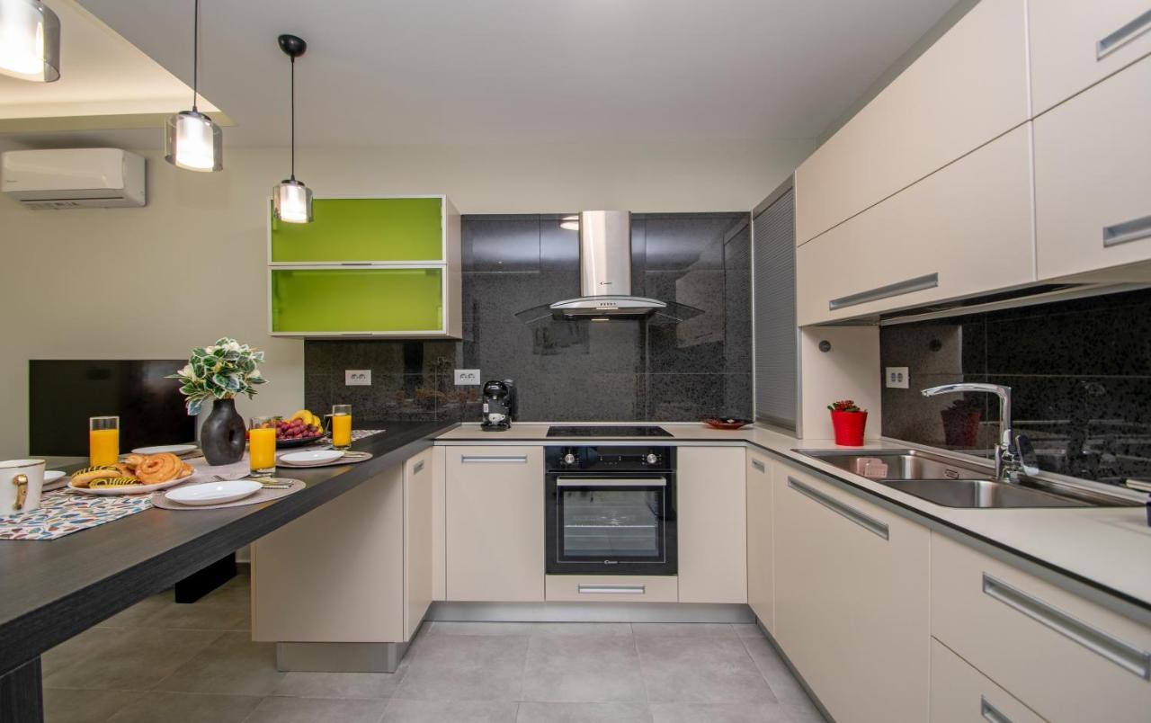 זקינטוס טאון Hypatia Suites מראה חיצוני תמונה